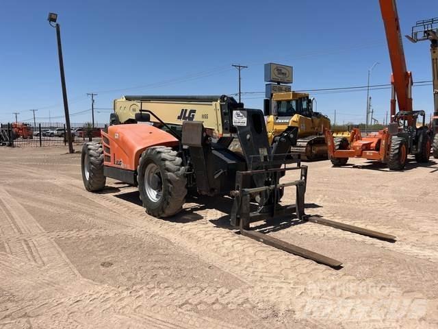 JLG 1043 Телескопические погрузчики