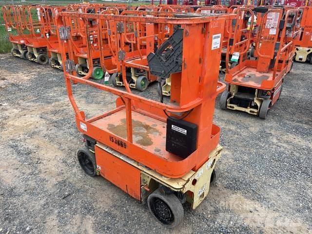 JLG 1230ES Вертикальные мачтовые подъемники
