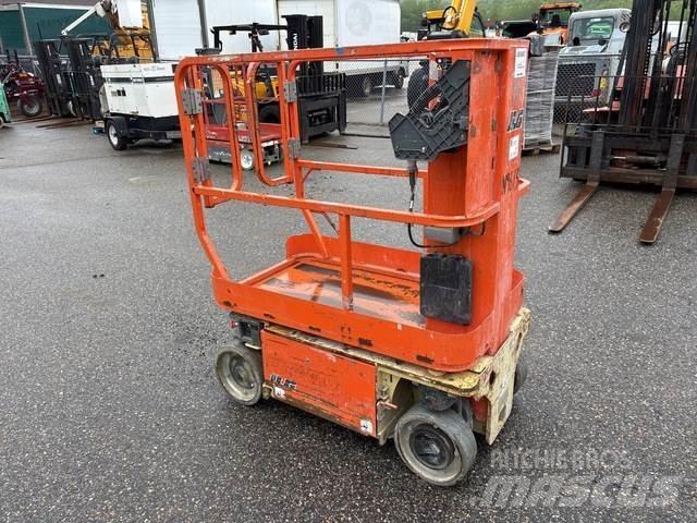 JLG 1230ES Вертикальные мачтовые подъемники