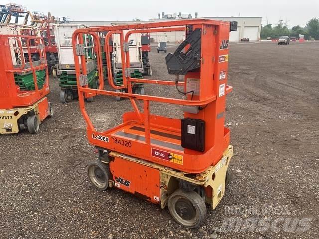 JLG 1230ES Вертикальные мачтовые подъемники