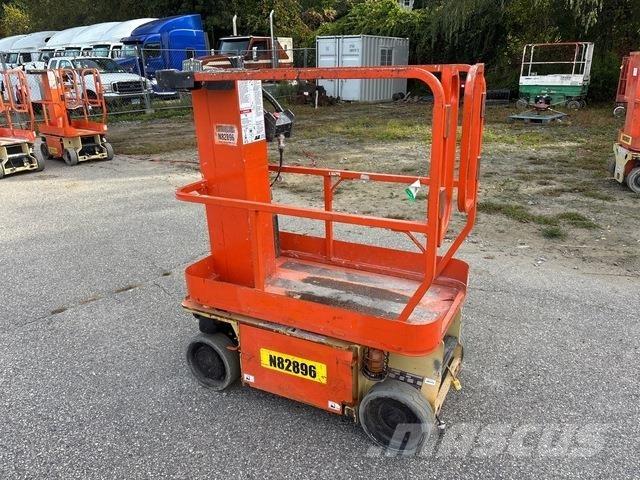JLG 1230ES Вертикальные мачтовые подъемники
