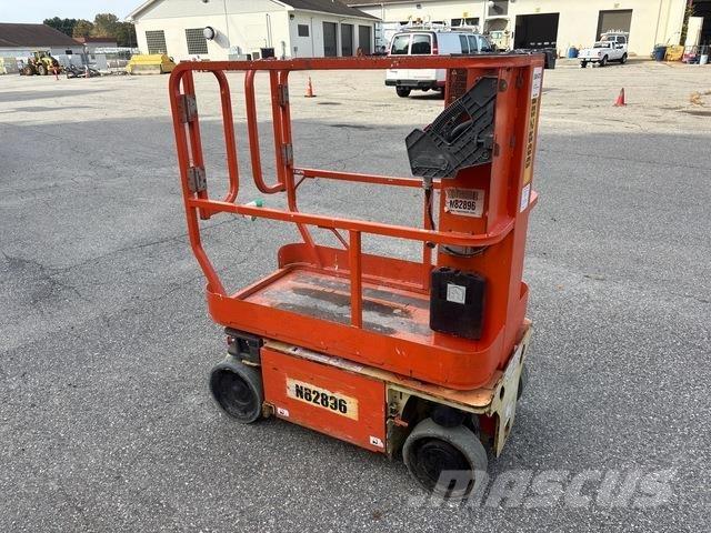 JLG 1230ES Вертикальные мачтовые подъемники