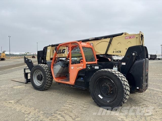 JLG 1255 Телескопические погрузчики