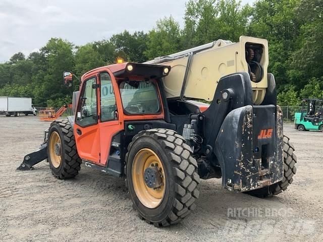 JLG 1255 Телескопические погрузчики