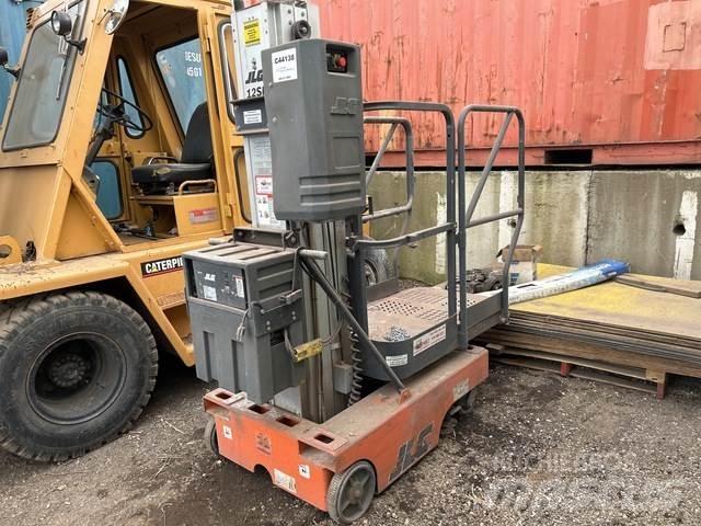 JLG 12SP Вертикальные мачтовые подъемники