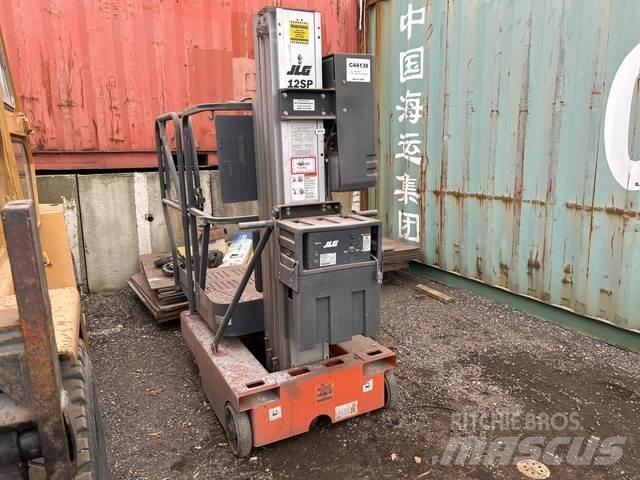 JLG 12SP Вертикальные мачтовые подъемники