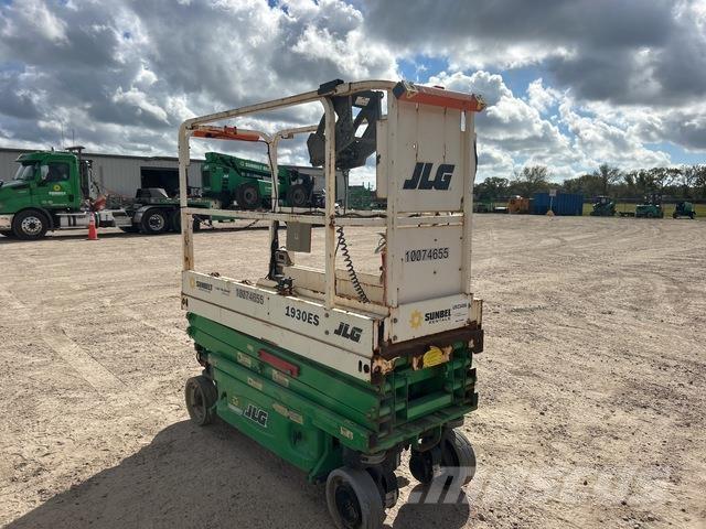 JLG 1930ES Ножничные подъемники