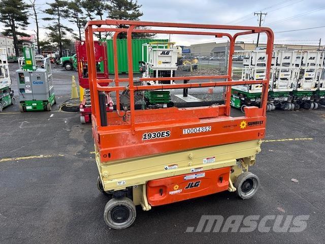 JLG 1930ES Ножничные подъемники