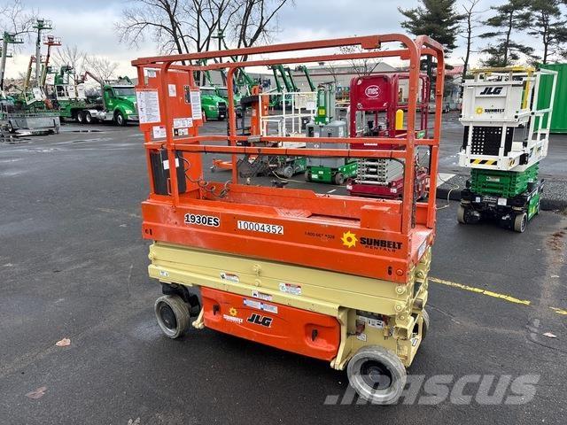 JLG 1930ES Ножничные подъемники