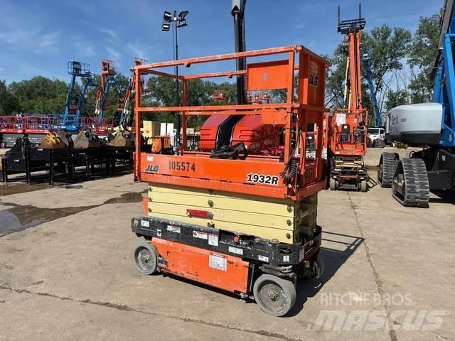 JLG 1932R Ножничные подъемники