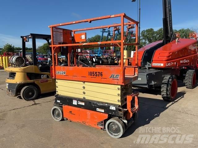 JLG 1932R Ножничные подъемники
