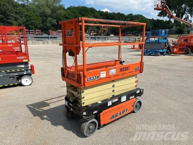 JLG 1932R Ножничные подъемники