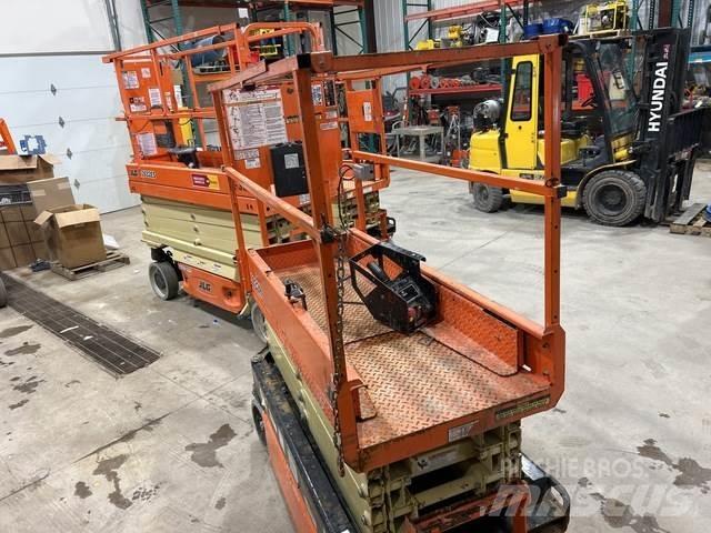 JLG 1932R Ножничные подъемники