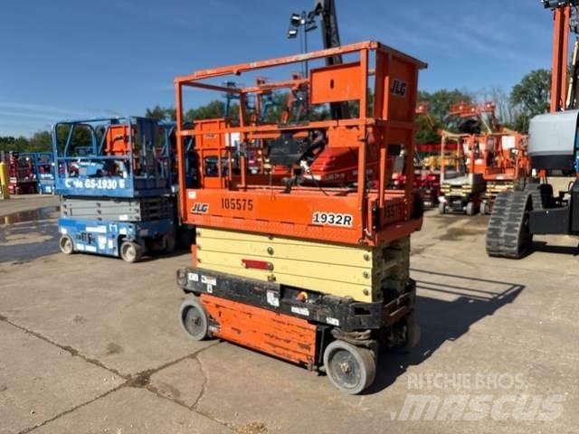 JLG 1932R Ножничные подъемники