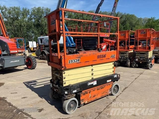 JLG 1932R Ножничные подъемники