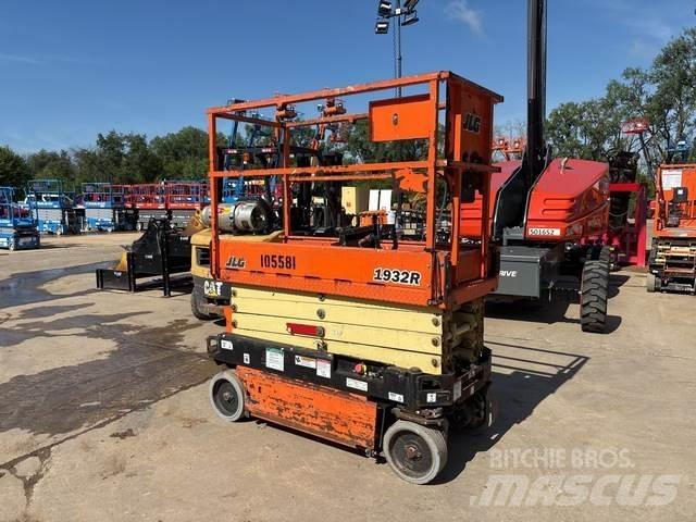 JLG 1932R Ножничные подъемники