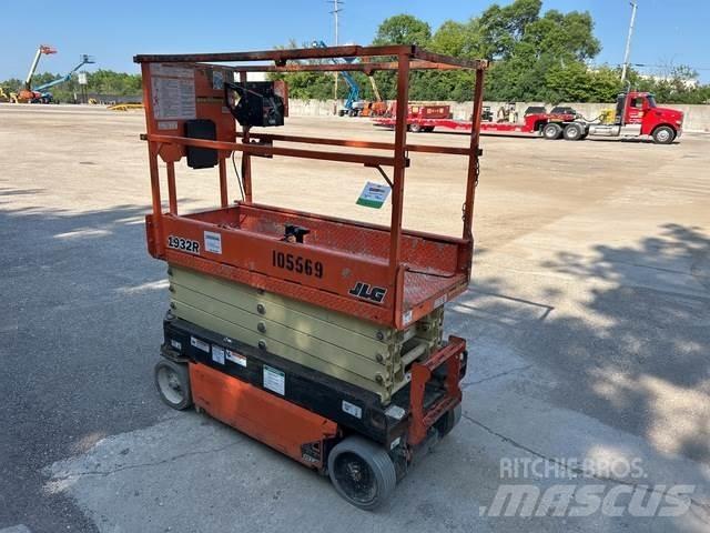 JLG 1932R Ножничные подъемники