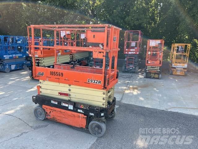 JLG 1932R Ножничные подъемники