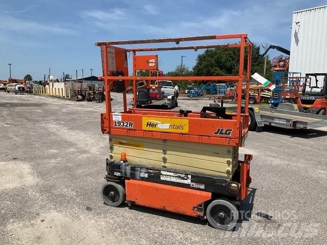 JLG 1932R Ножничные подъемники