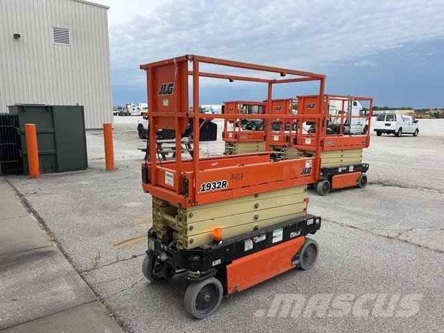 JLG 1932R Ножничные подъемники