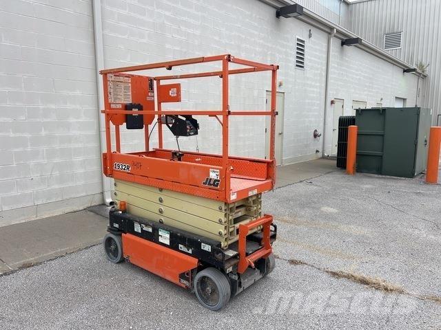 JLG 1932R Ножничные подъемники