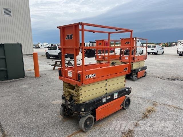 JLG 1932R Ножничные подъемники