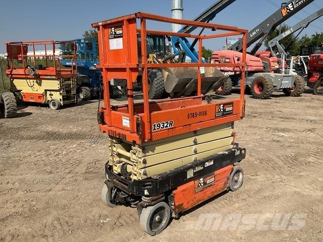 JLG 1932R Ножничные подъемники