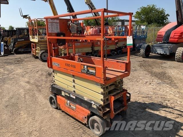 JLG 1932R Ножничные подъемники