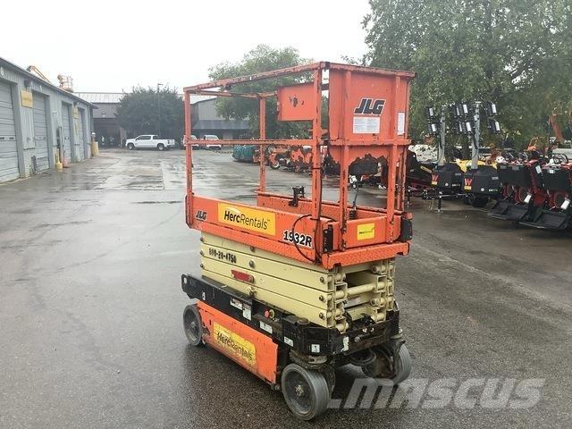JLG 1932R Ножничные подъемники