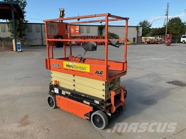 JLG 1932R Ножничные подъемники