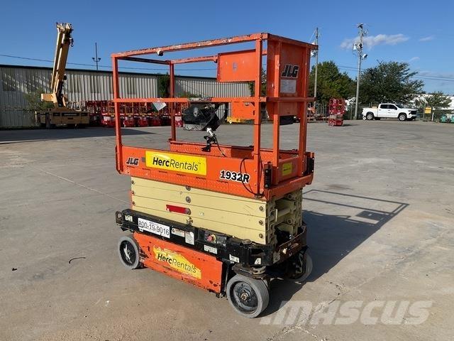 JLG 1932R Ножничные подъемники