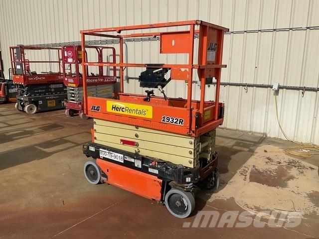 JLG 1932R Ножничные подъемники
