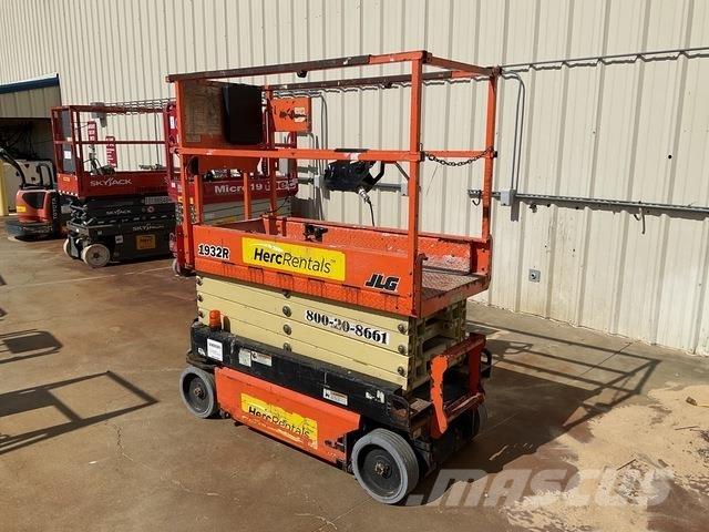 JLG 1932R Ножничные подъемники