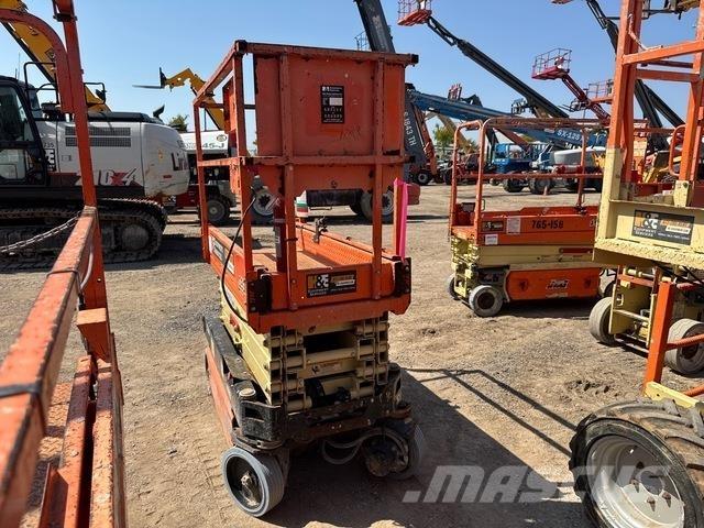 JLG 1932R Ножничные подъемники