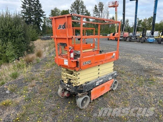 JLG 1932R Ножничные подъемники