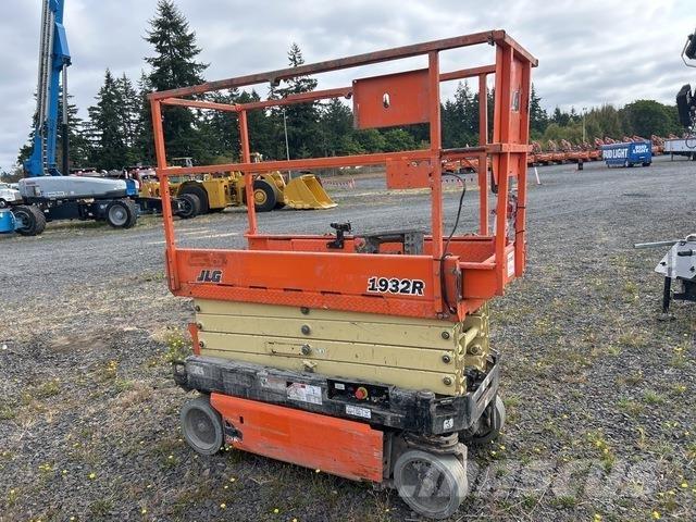 JLG 1932R Ножничные подъемники
