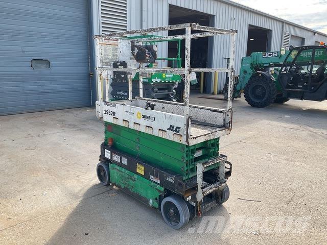 JLG 1932R Ножничные подъемники