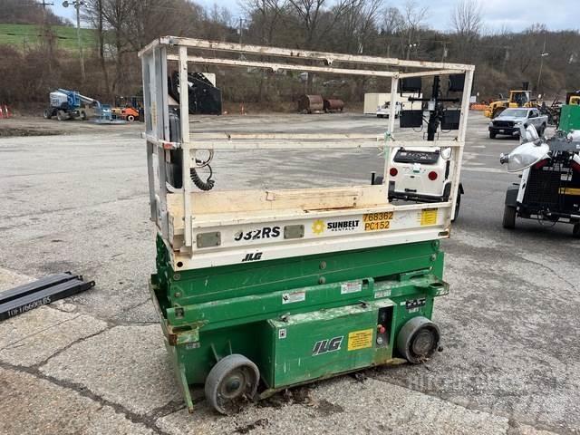 JLG 1932RS Ножничные подъемники