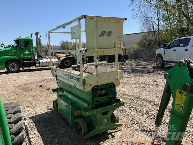 JLG 1932RS Ножничные подъемники