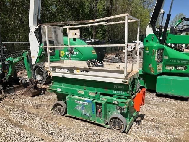 JLG 1932RS Ножничные подъемники