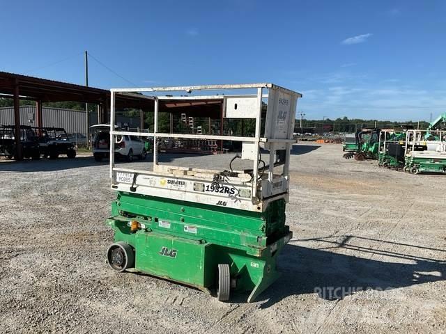 JLG 1932RS Ножничные подъемники