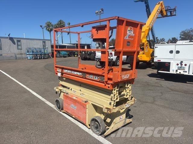 JLG 1932RS Ножничные подъемники