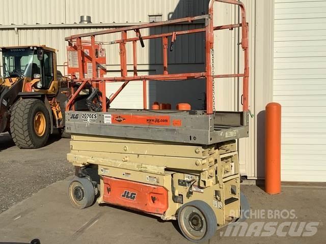 JLG 2030ES Ножничные подъемники