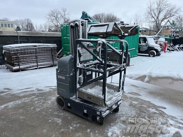 JLG 20MVL Вертикальные мачтовые подъемники