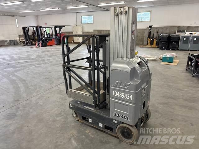 JLG 20MVL Вертикальные мачтовые подъемники