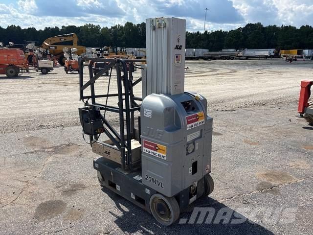 JLG 20MVL Вертикальные мачтовые подъемники