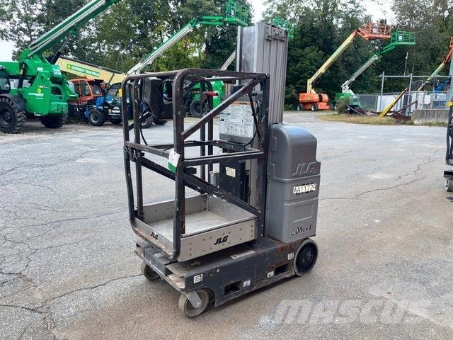 JLG 20MVL Вертикальные мачтовые подъемники