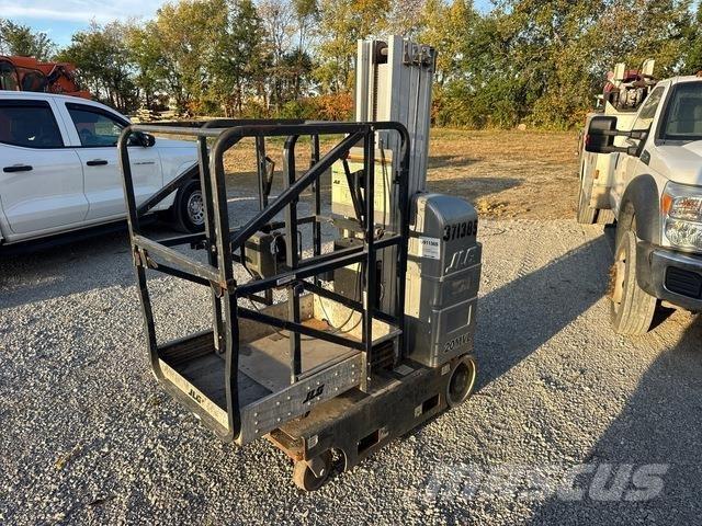 JLG 20MVL Вертикальные мачтовые подъемники