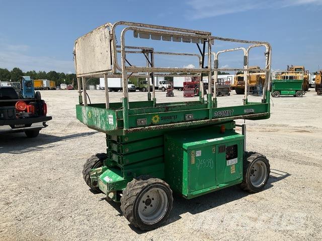 JLG 260MRT Ножничные подъемники