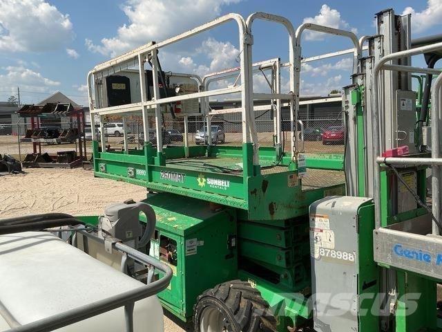JLG 260MRT Ножничные подъемники
